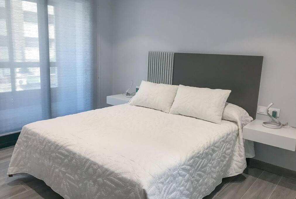 Sakura Homes Ponferrada Centro 8 Plazas Εξωτερικό φωτογραφία